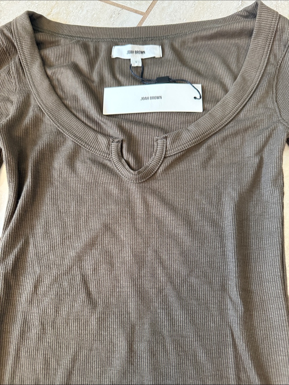NWT Joah Brown Henley Long Sleeve Top - Picture 9 of 16